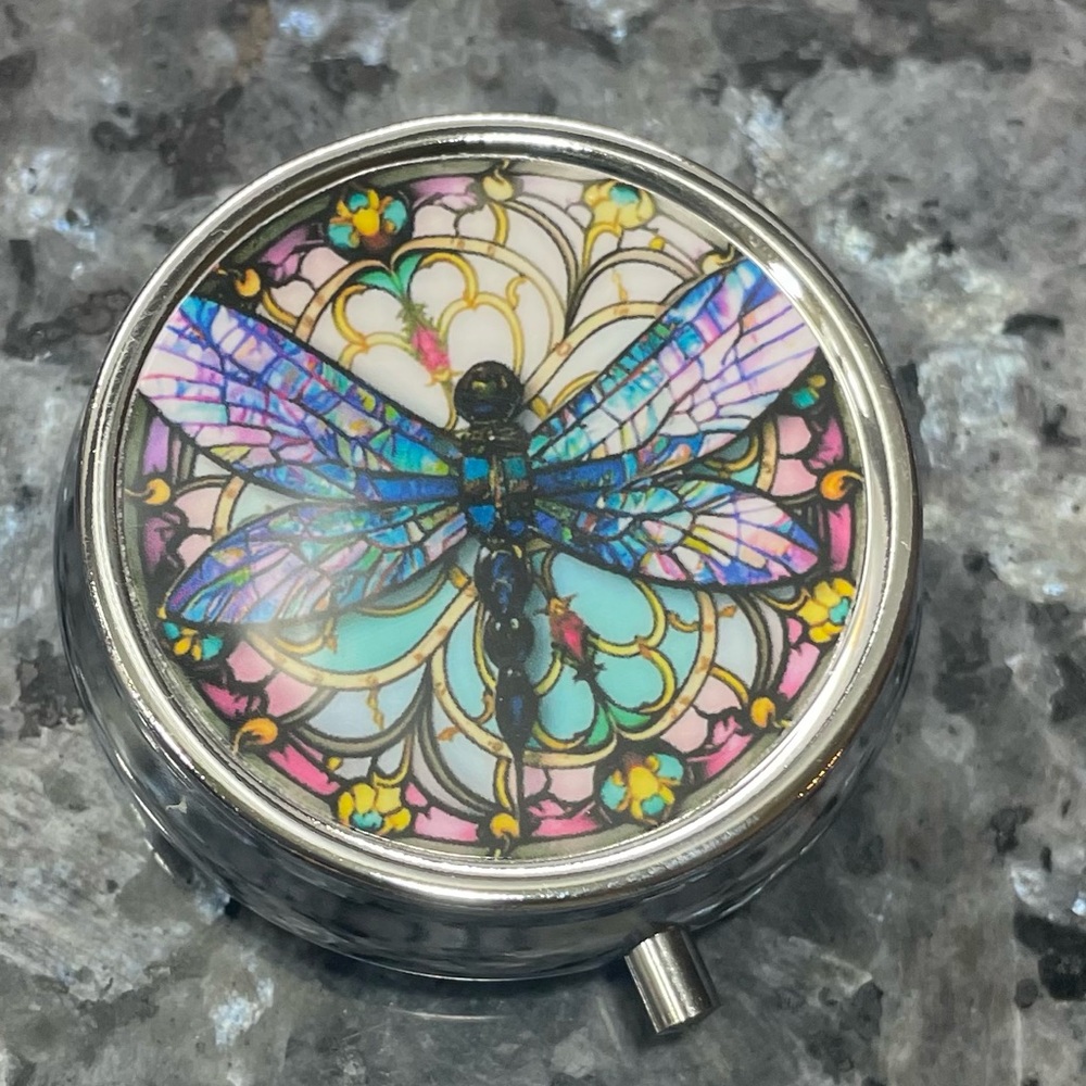 Colorful dragonfly round pillbox / NWOT - Picture 4 of 6
